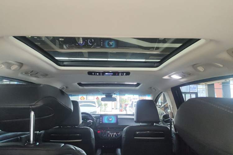 Used Honda Elysion 2022 2.0L eHEV Luxury First Edition