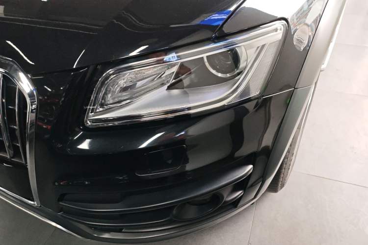 Used Audi Q5 2017 Plus 40 TFSI Technology Model
