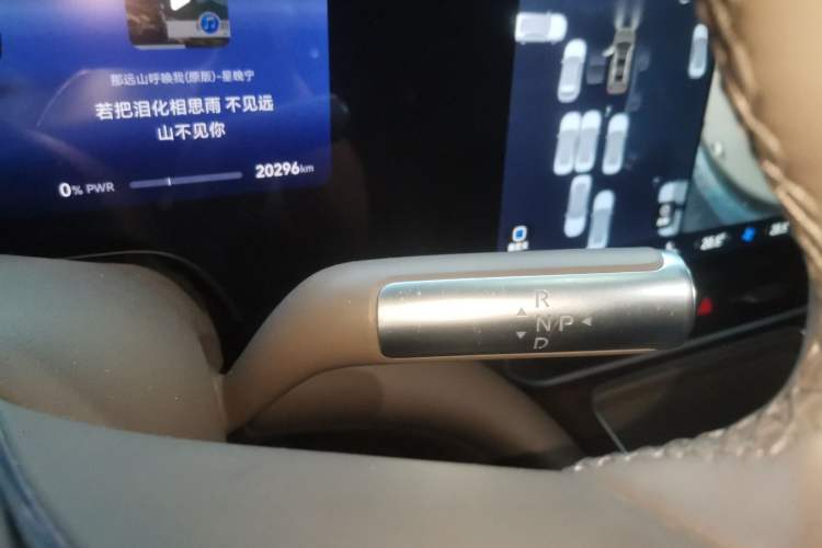 Used Hima AITO M9 2024 Range-Extended Ultra Version 52 kWh 5-Seater Model
