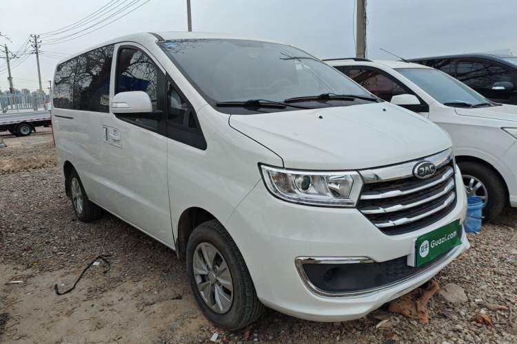 Used  M3 2023 1.8L 7/8-Seater Smart Connectivity Version