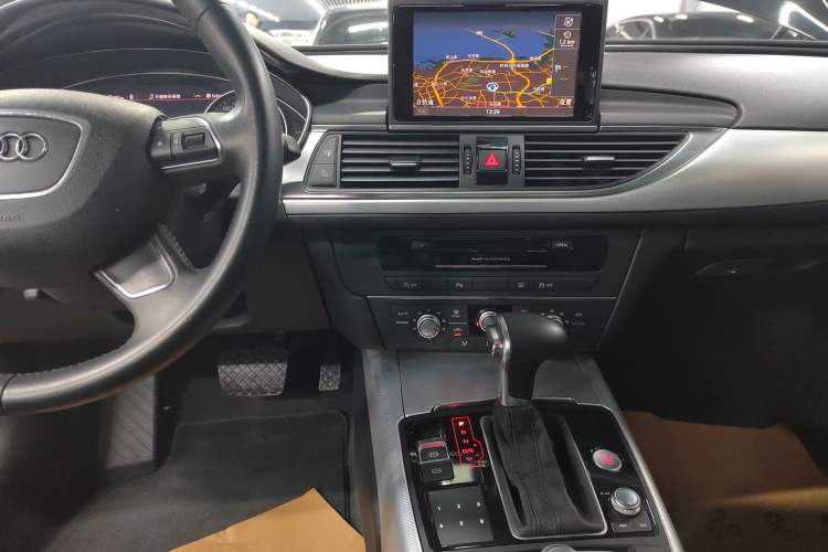 Used Audi A6L 2014 30 FSI Technology Model
