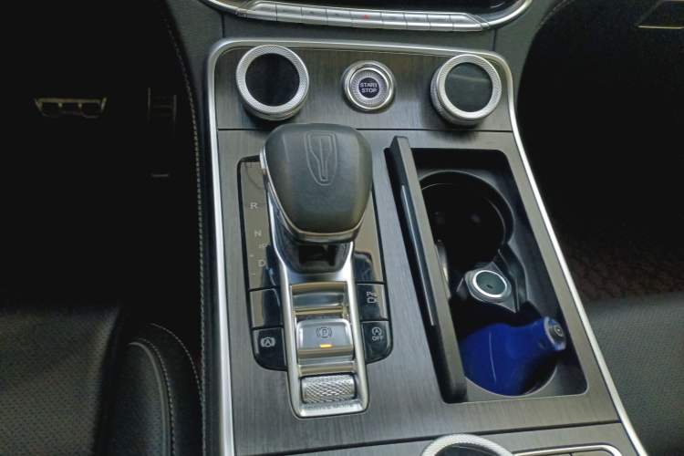 Used Hongqi H9 2022 2.0T Smart Connect Flagship Edition
