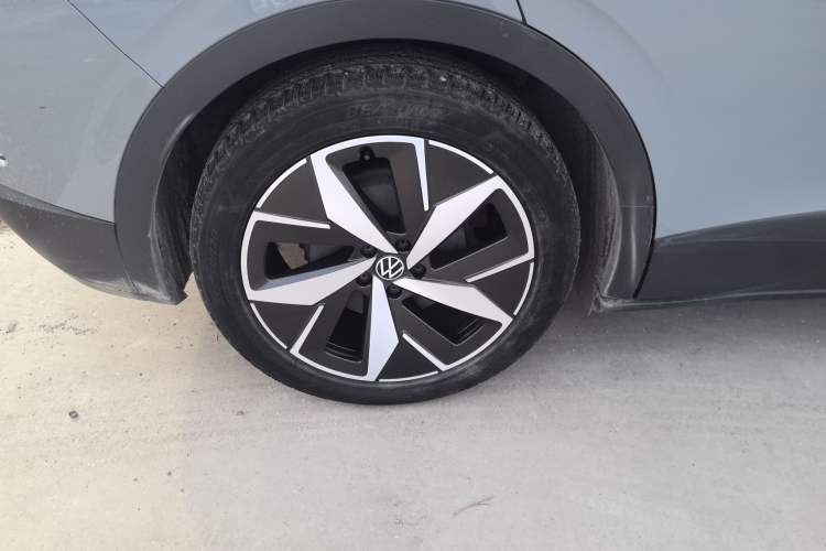 Used Volkswagen ID.4 CROZZ 2022 Long-Range PURE+ Edition
