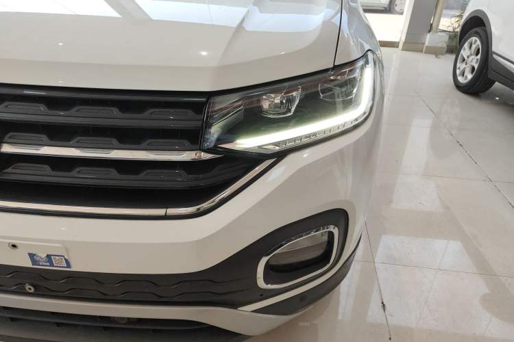 Used Volkswagen Tacqua 2021 200TSI DSG JoyConnect Edition
