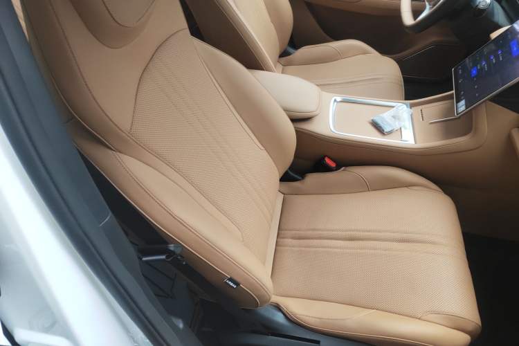 Used Geely Galaxy L7 2025 EM-i 115km Exploration+ Edition
