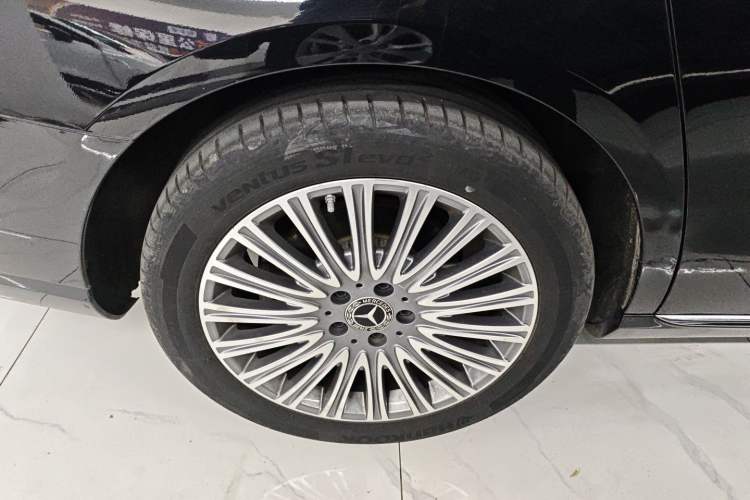 Used Mercedes-Benz E-Class 2023 E 300 L Stylish Model
