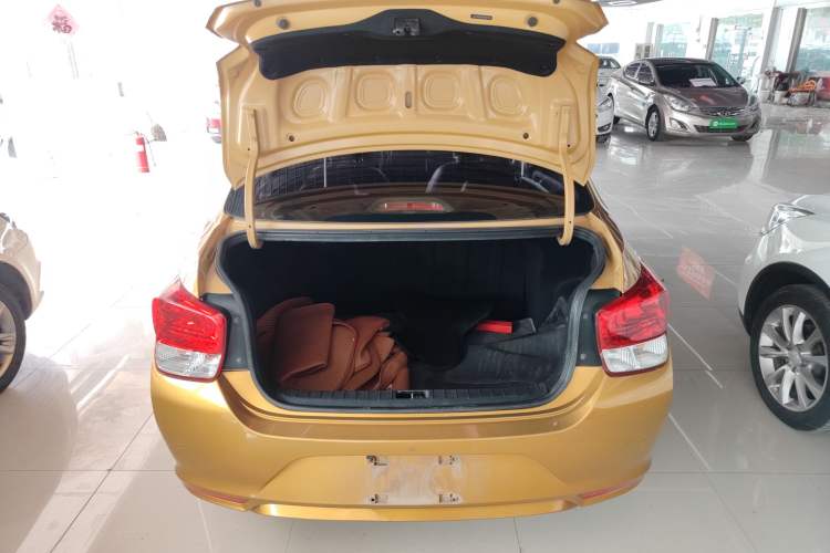 Used Hyundai Verna 2017 1.4L Automatic YueXiang Edition China V-standard
