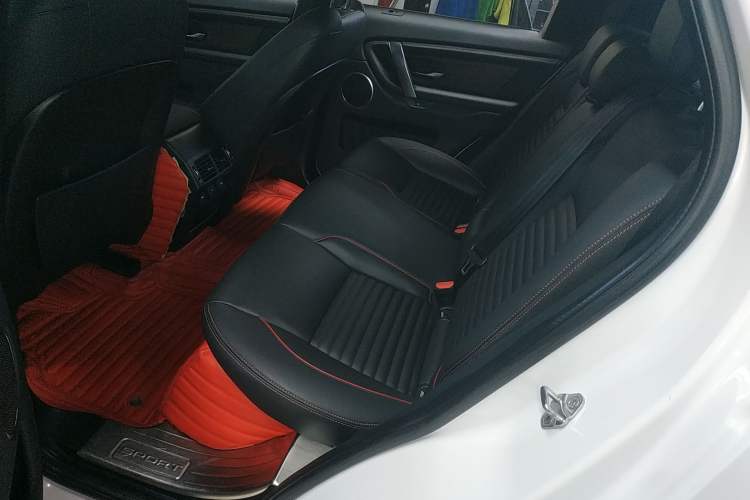 Used Land Rover Discovery Sport 2020 249 PS R-Dynamic Performance Edition
