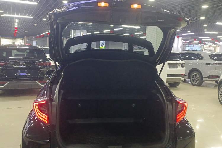 Used Toyota IZOA 2021 2.0L Yidong Edition