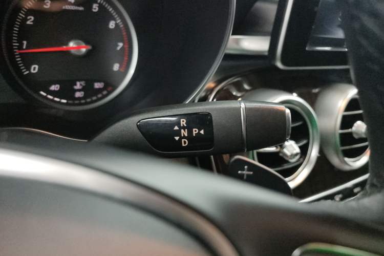 Used Mercedes-Benz GLC 2016 GLC 260 4MATIC Luxury Model
