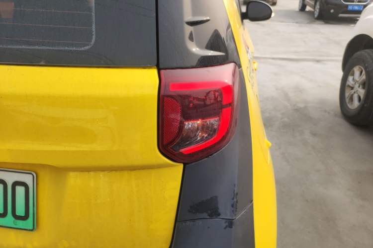 Used Chery Little Ant 2022 Revised Version Sweet Pink Edition Low-Sugar Version 28.8 kWh 30 kW 301 km
