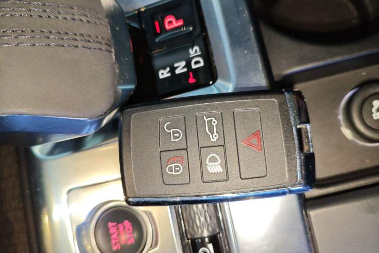 Used Jaguar F-PACE 2021 250 PS
