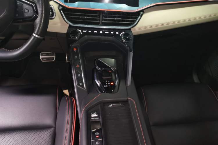 Used Lynk & Co 06 2020 1.5T YAO Halo