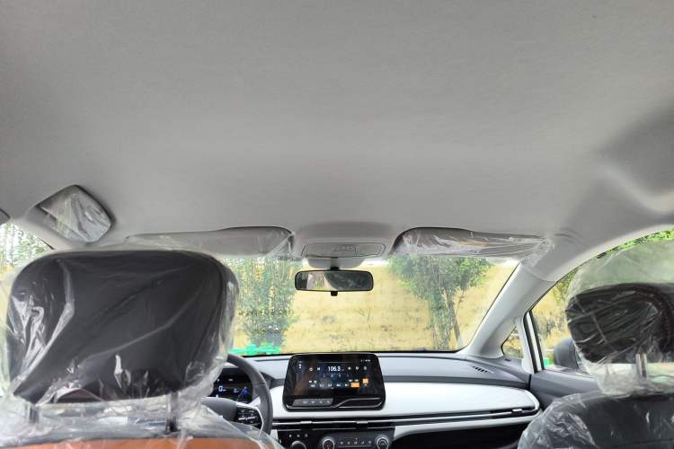 Used Bestune NAT 2023 PRO Comfortable Travel Extended Range Battery-Swap Version 401km
