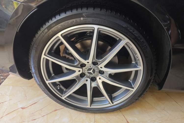 Used Mercedes-Benz E-Class 2023-Year Restyled E 260 Coupe