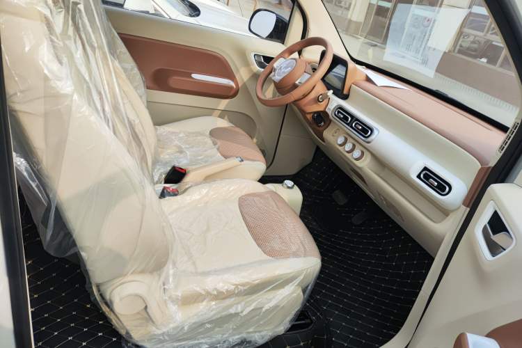 Used Wuling Hongguang MINIEV 2024 3rd Generation 215km Youth Edition