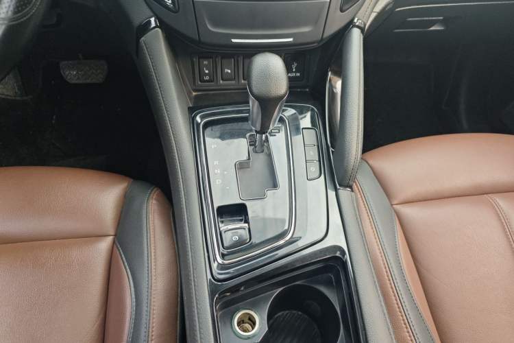 Used Dongfeng Aeolus AX7 2018 Classic 1.6T Automatic Prestige Model
