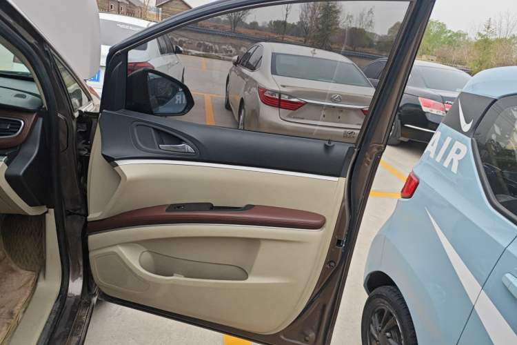 Used Buick GL8 2017 25S Luxury Version China V Standard
