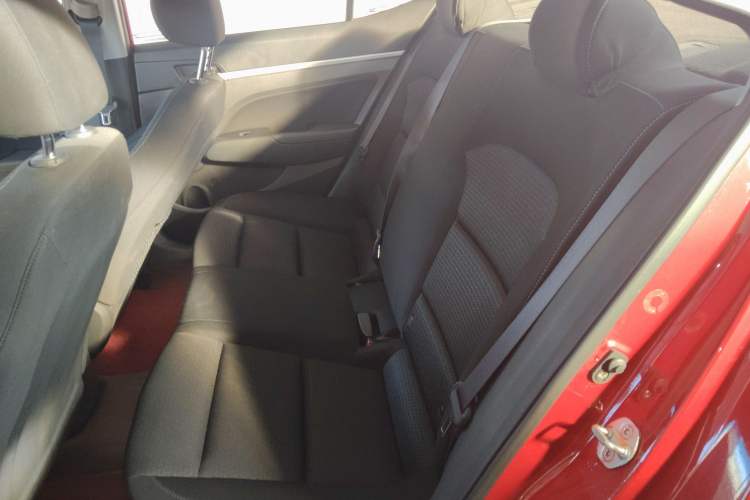 Used Hyundai Elantra 2016 1.6L Automatic ZhiXuan – Elite Version