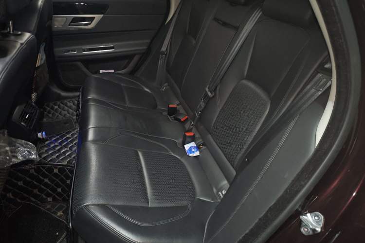 Used Jaguar XF 2018 XF Sportbrake 2.0T 250 PS All-Wheel Drive Luxury Edition