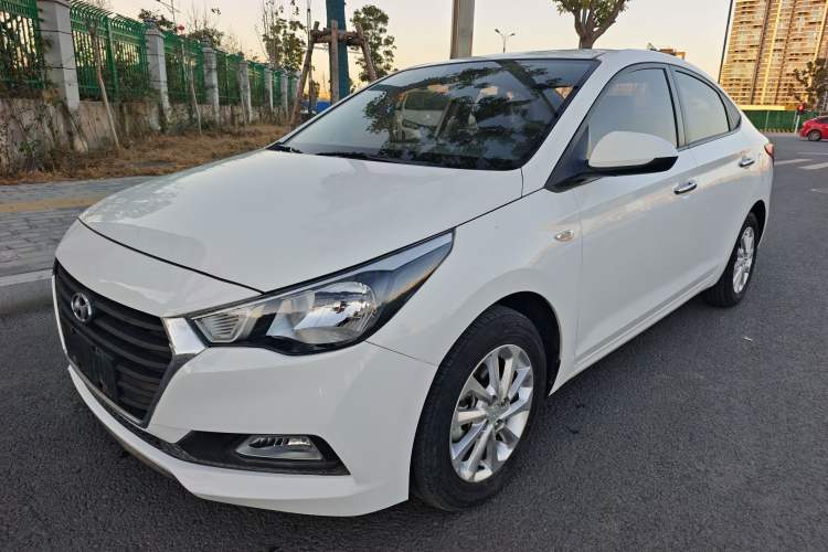 Used Hyundai Verna 2016 1.4L Automatic Cool Edition GLS
