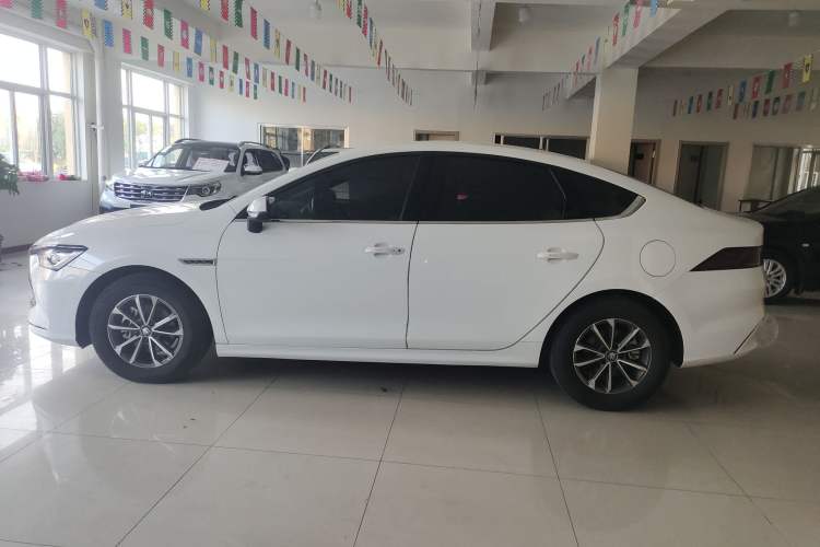 Used BYD Qin PLUS 2024 HONOR Edition DM-i 55KM Leading Model
