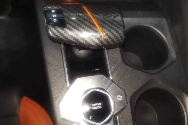 Used Changan UNI-V 2024 1.5T Prestige Edition