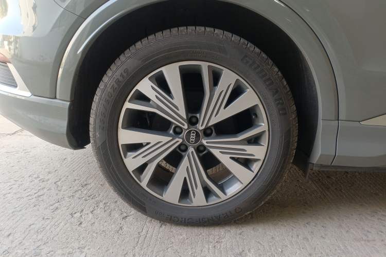 Used Audi Q4 e-tron 2023 40 e-tron Adventure Edition