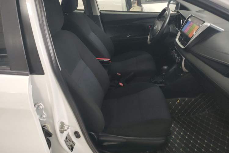 Used Toyota YARiS L 2016 Revised 1.5E CVT Charming Edition