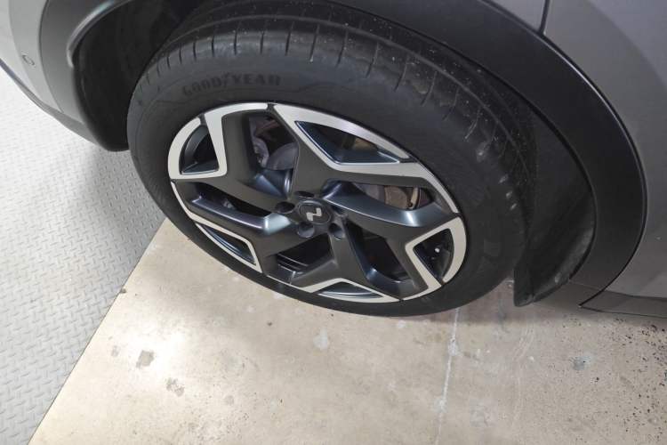 Used ONVO L60 2024 60 kWh Rear-Drive Version