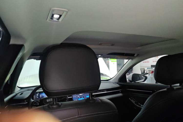 Used  L6 2024 125km PLUS Dragon Edition