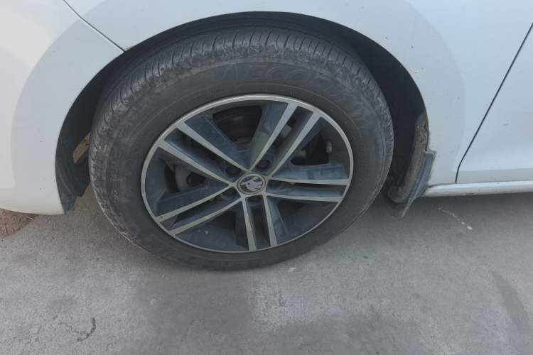 Used Skoda Rapid Spaceback 2018 1.6L Automatic Sport Edition
