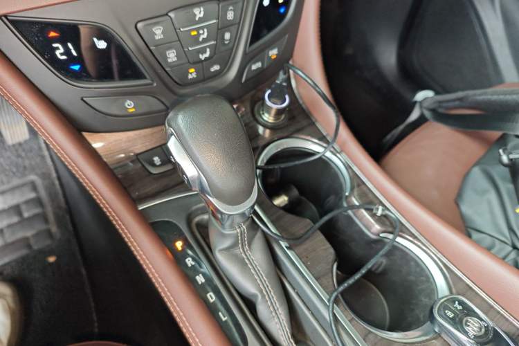 Used Buick Envision 2017 28T Four-Wheel Drive Elite Model
