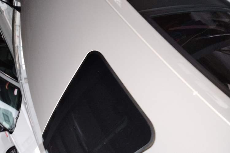 Used Volkswagen Polo 2016 1.6L Automatic Comfort Model