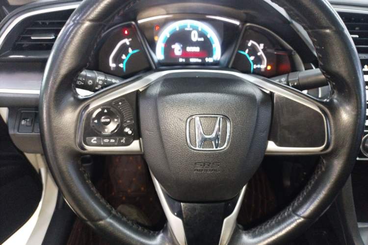 Used Honda Civic 2016 220TURBO CVT Luxury Edition
