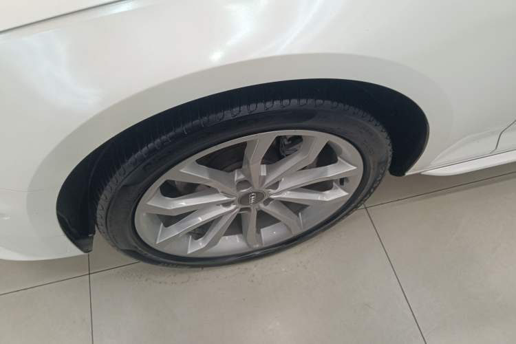 Used Audi A4L 2019 40 TFSI Fashion Version China V
