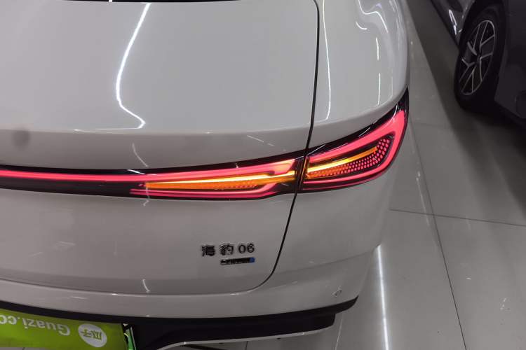 Used BYD Seal 06 New Energy 2025 DM-i Smart Drive 80KM Luxury Model
