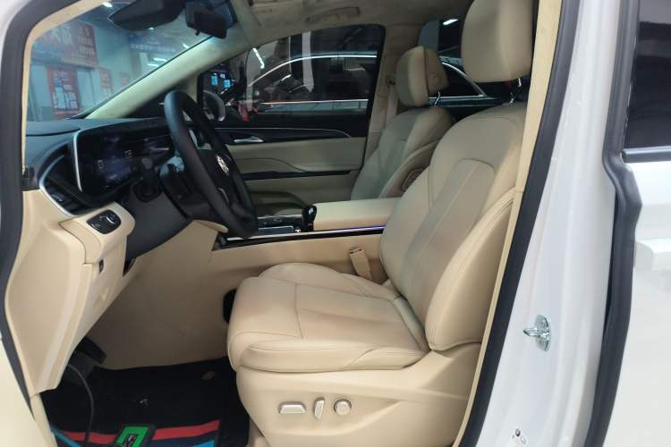 Used Buick GL8 2023 ES Lu Zun Deluxe Model
