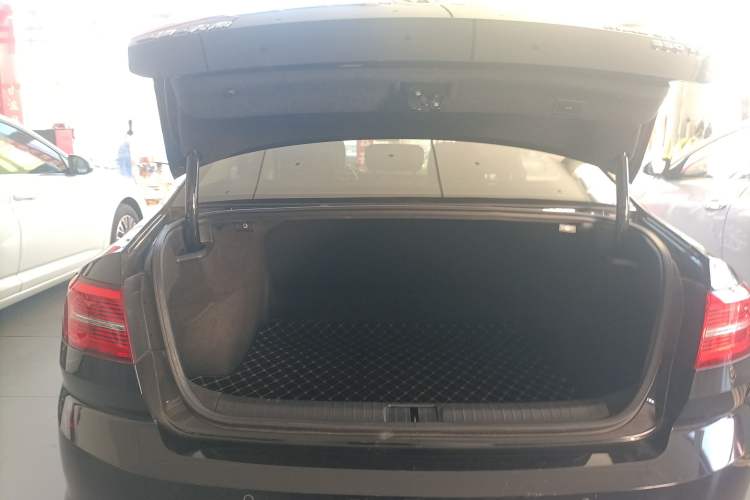 Used Volkswagen Magotan 2019 330TSI DSG Luxury Version China VI Standard
