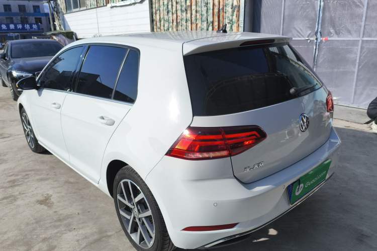 Used Volkswagen Golf 2020 280TSI DSG Comfort Version
