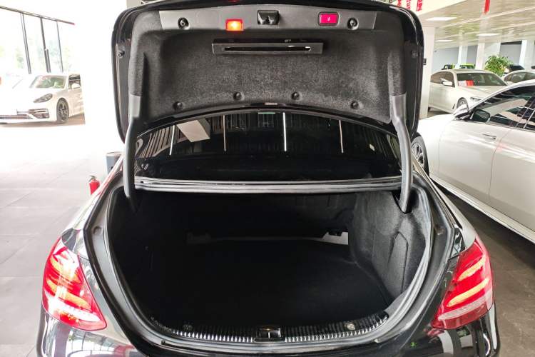 Used Mercedes-Benz E-Class 2016 E 300 L Sport Luxury Model
