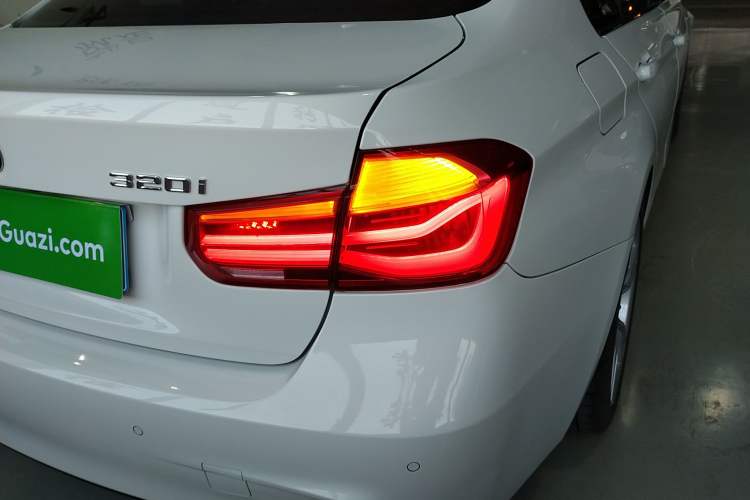 Used BMW 3 Series 2019 320i M Sport Package
