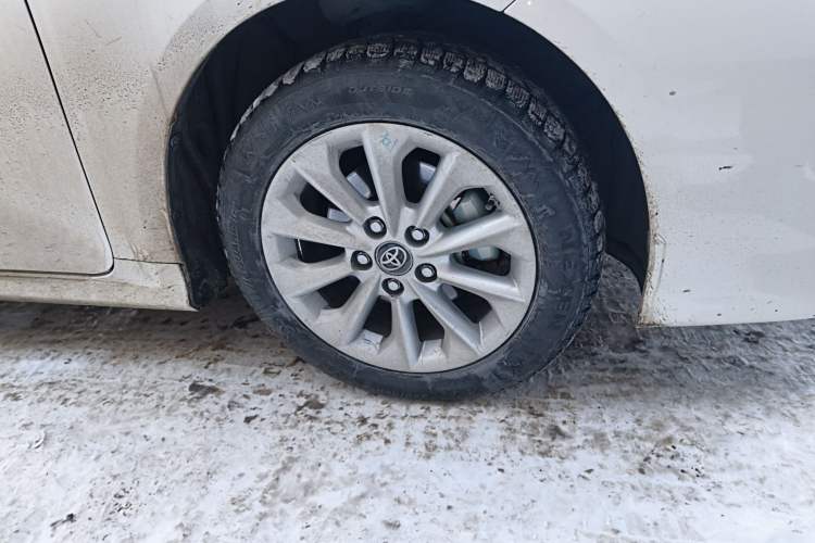 Used Toyota Corolla 2021 Dual-Motor 1.8L E-CVT Elite Edition
