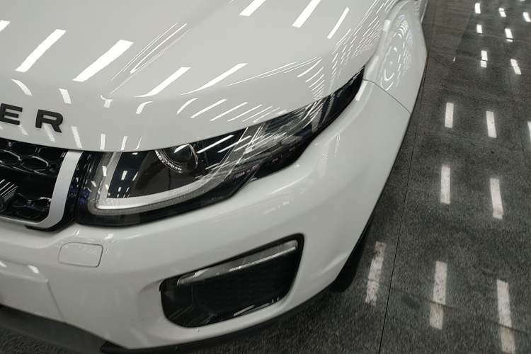 Used Land Rover Range Rover Evoque 2018 240 PS SE Smart Brilliance Edition