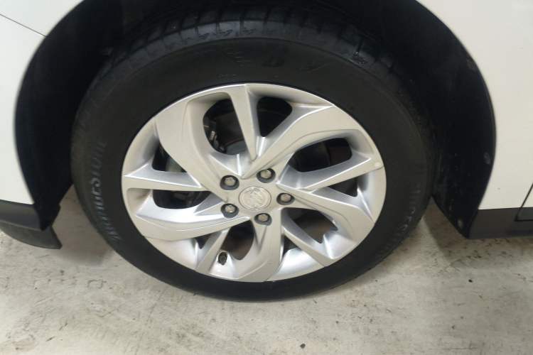 Used Buick Velite 6 2023 430km Range Commuter Version