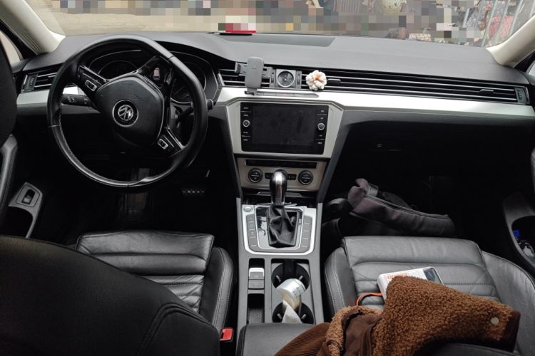 Used Volkswagen Variant 2017 380TSI Two-Wheel Drive Comfort Edition