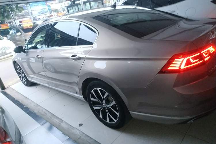 Used Volkswagen Magotan 2020 330TSI DSG Leading Model