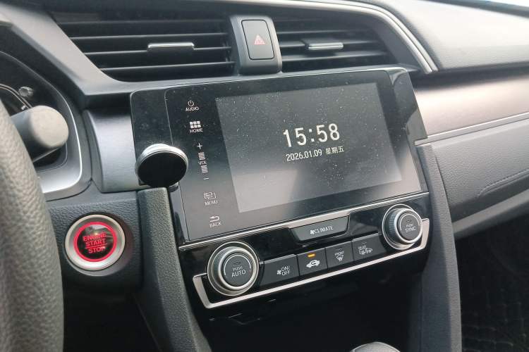 Used Honda Civic 2016 220TURBO CVT Luxury Edition
