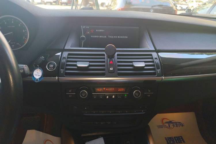 Used BMW X6 2014 xDrive35i Sport model
