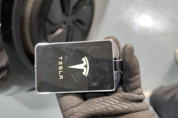 Used Tesla Model Y 2025 Rear-Wheel-Drive Version
